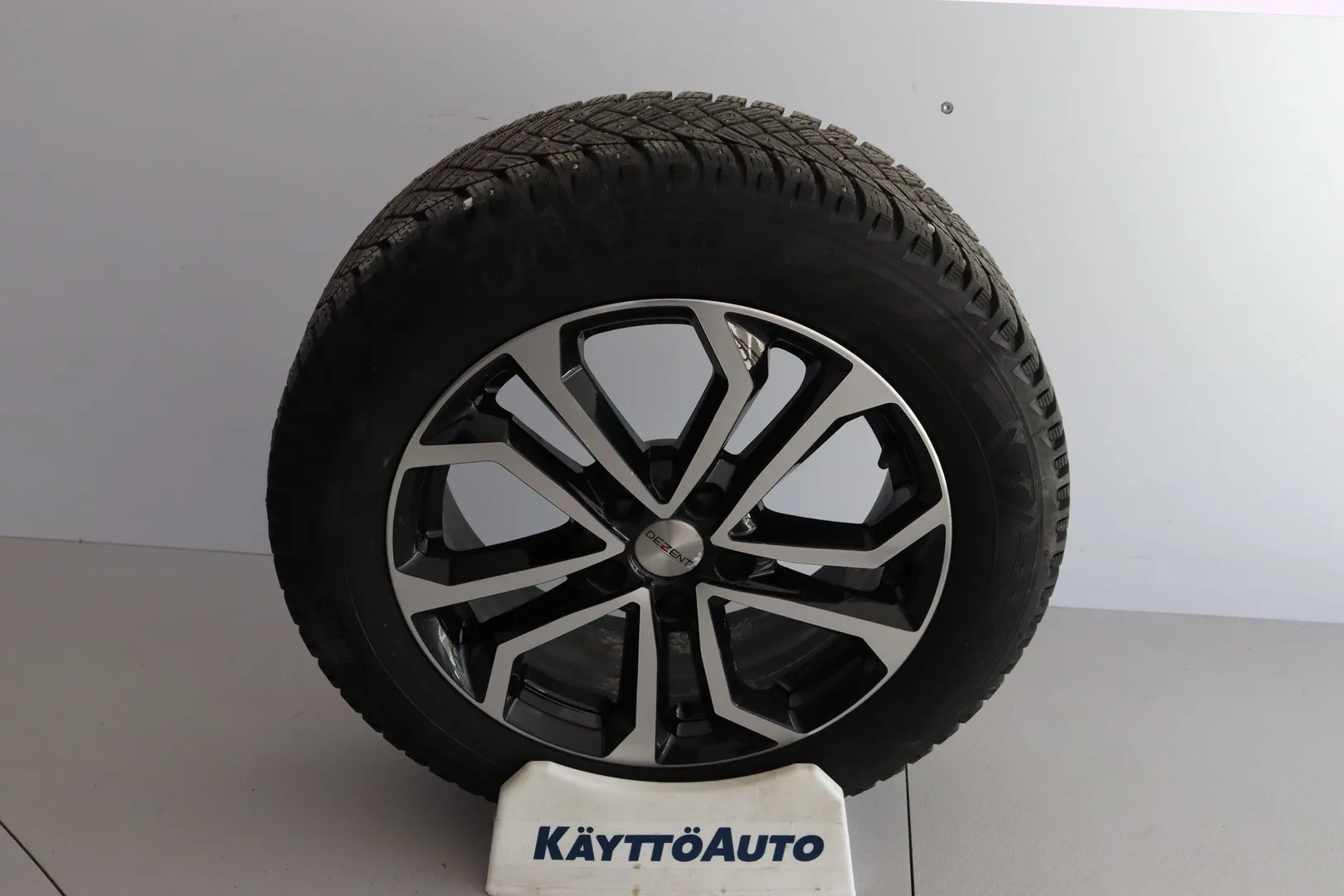 Renault Arkana EUE-836 carousel image