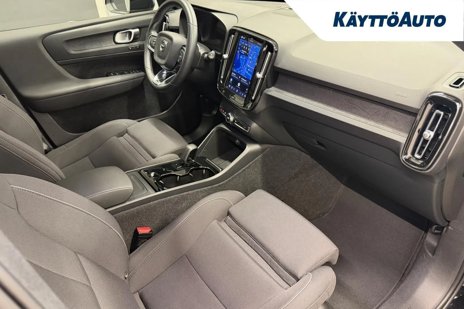 Volvo XC40 XRR-941 carousel image
