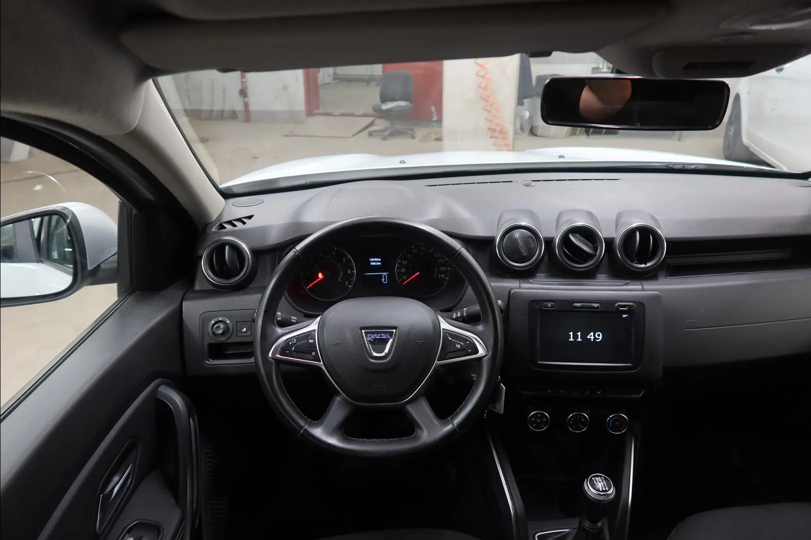 Dacia Duster CLY-128 carousel image
