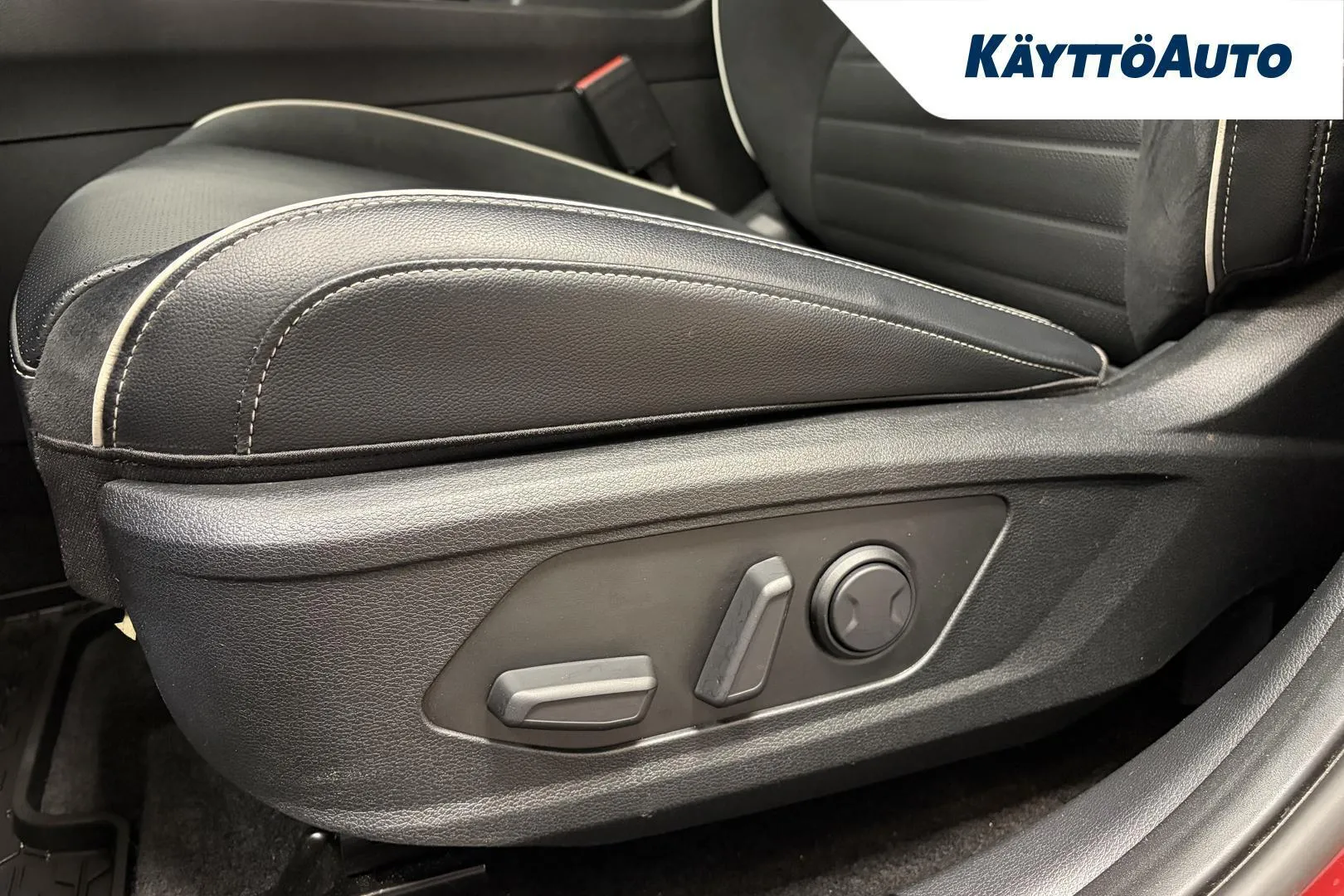Kia Sportage IRH-409 carousel image