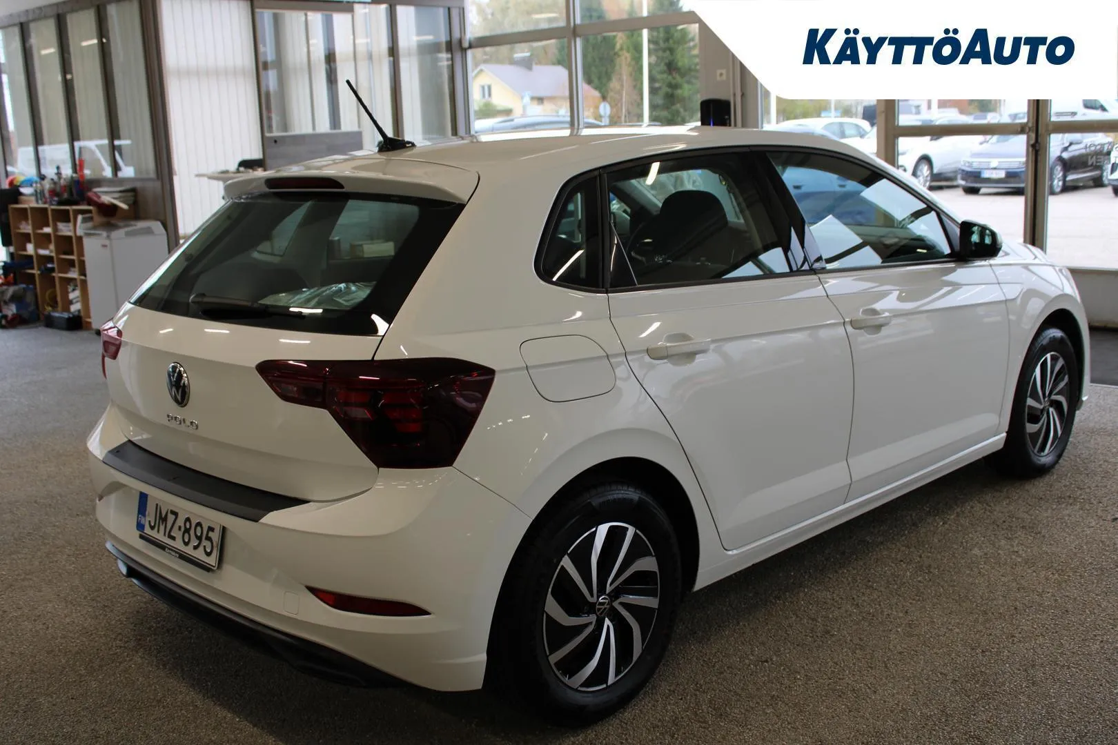 Volkswagen Polo JMZ-895 carousel image