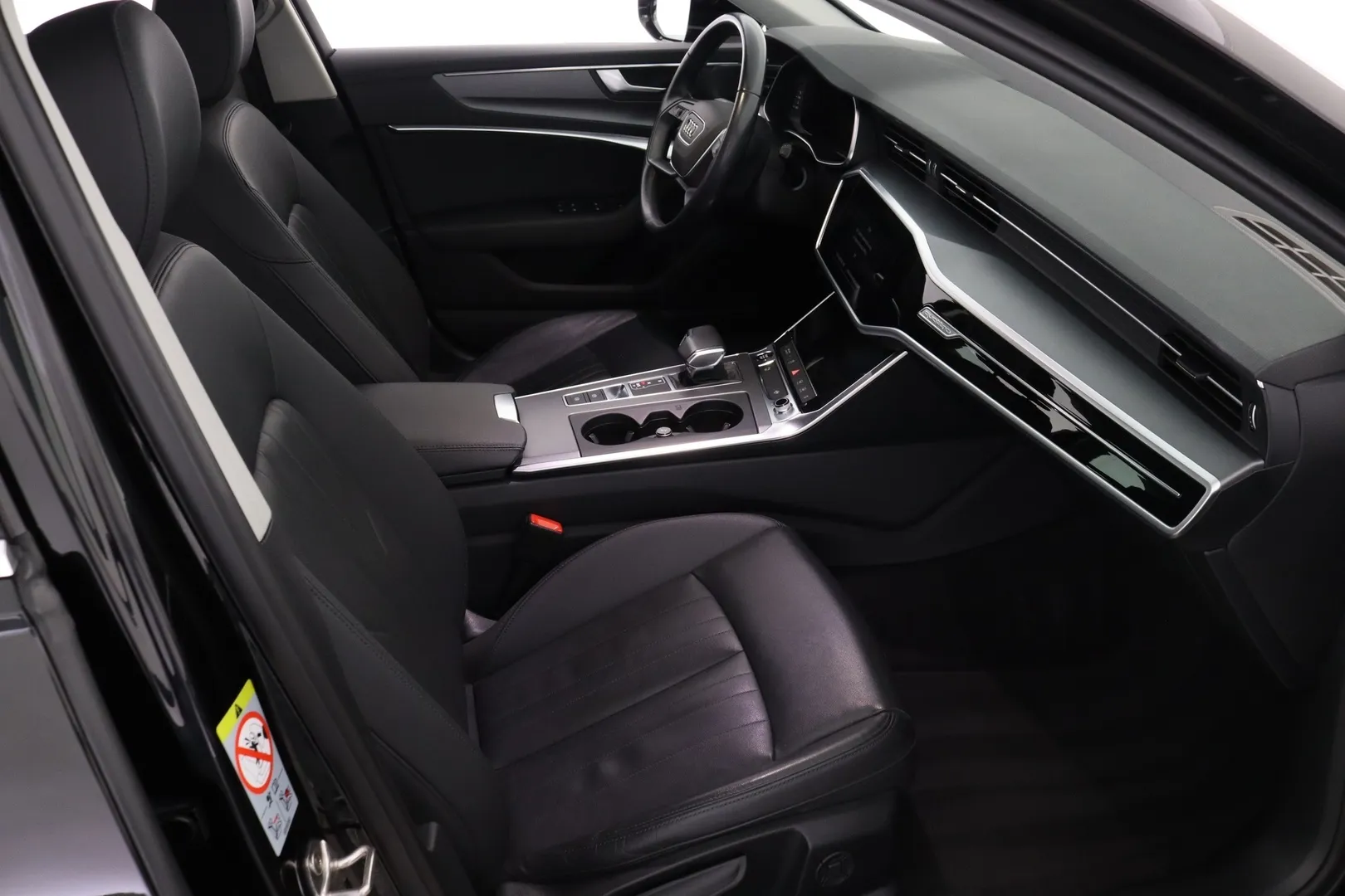 Audi A6 IRE-341 carousel image