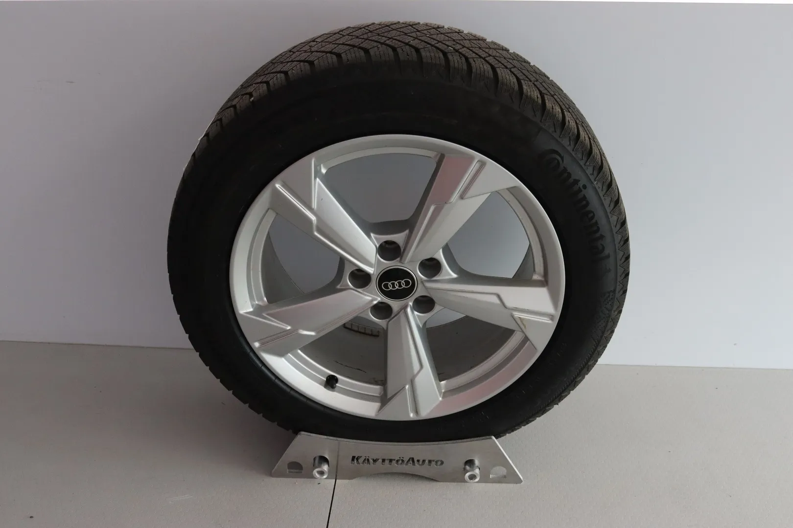 Audi A6 IRE-341 carousel image