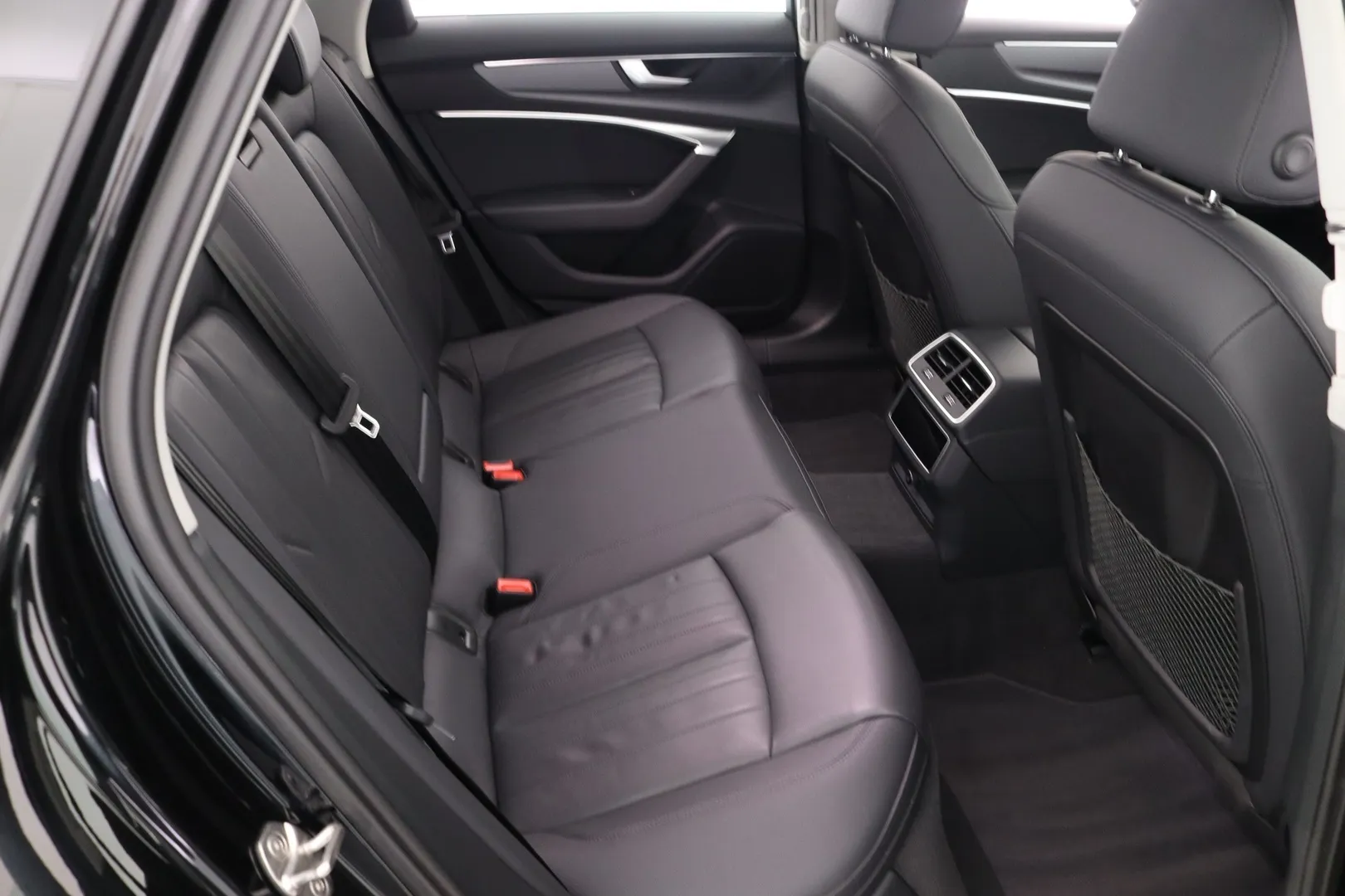 Audi A6 IRE-341 carousel image