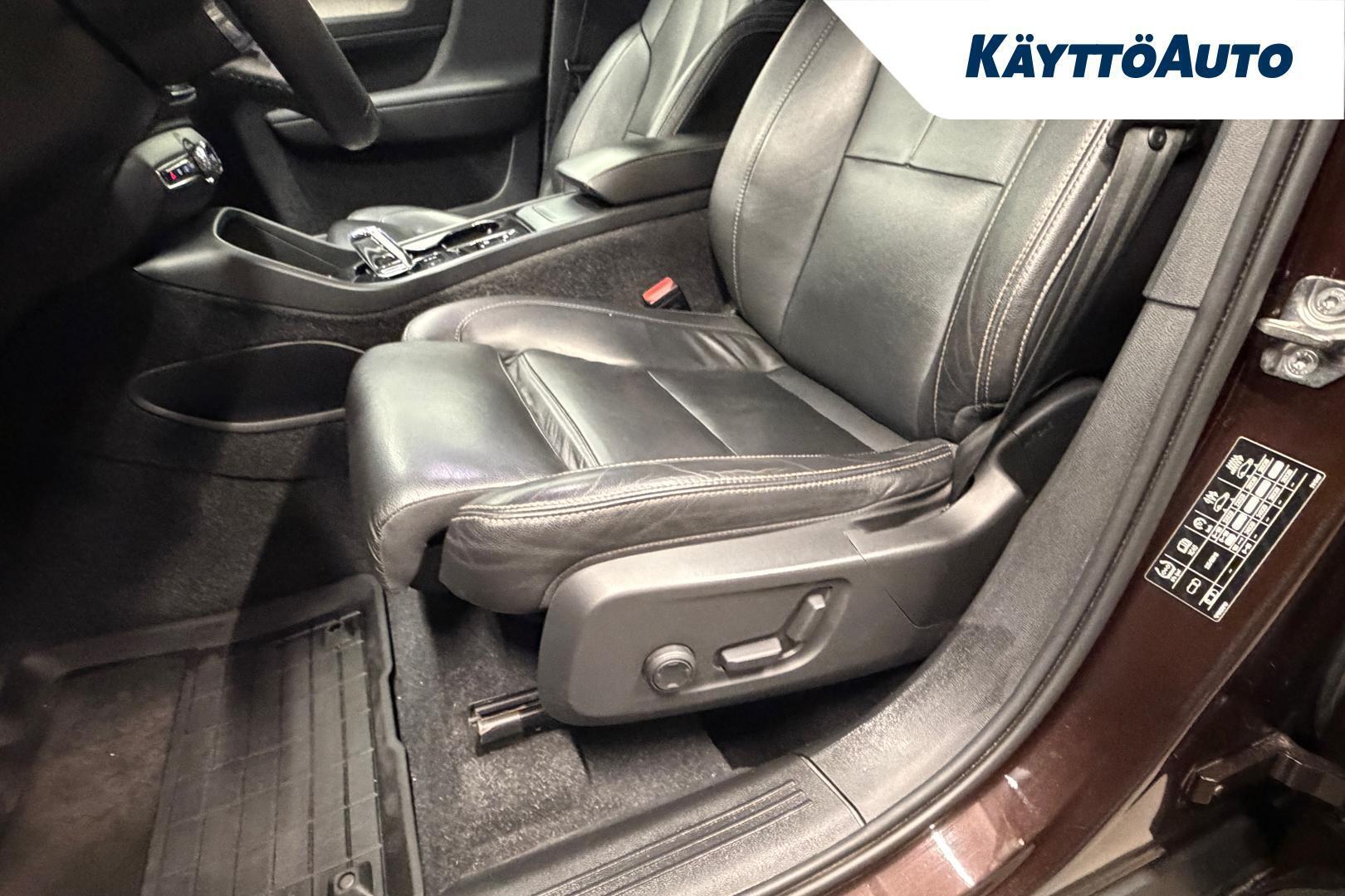 Volvo XC40 D4 AWD Inscription aut 2020, kuva 6/31
