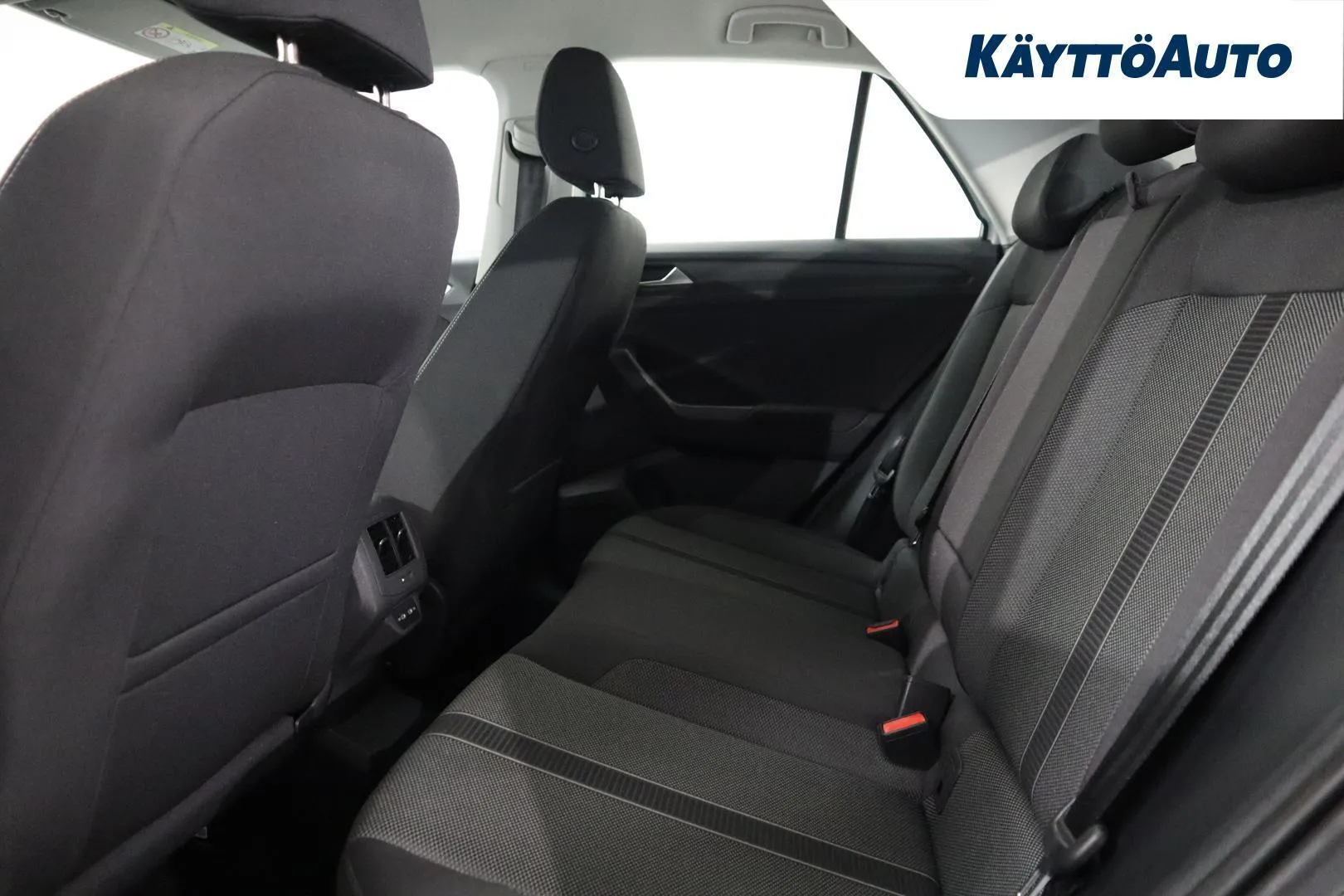 Volkswagen T-Roc RUV-139 carousel image