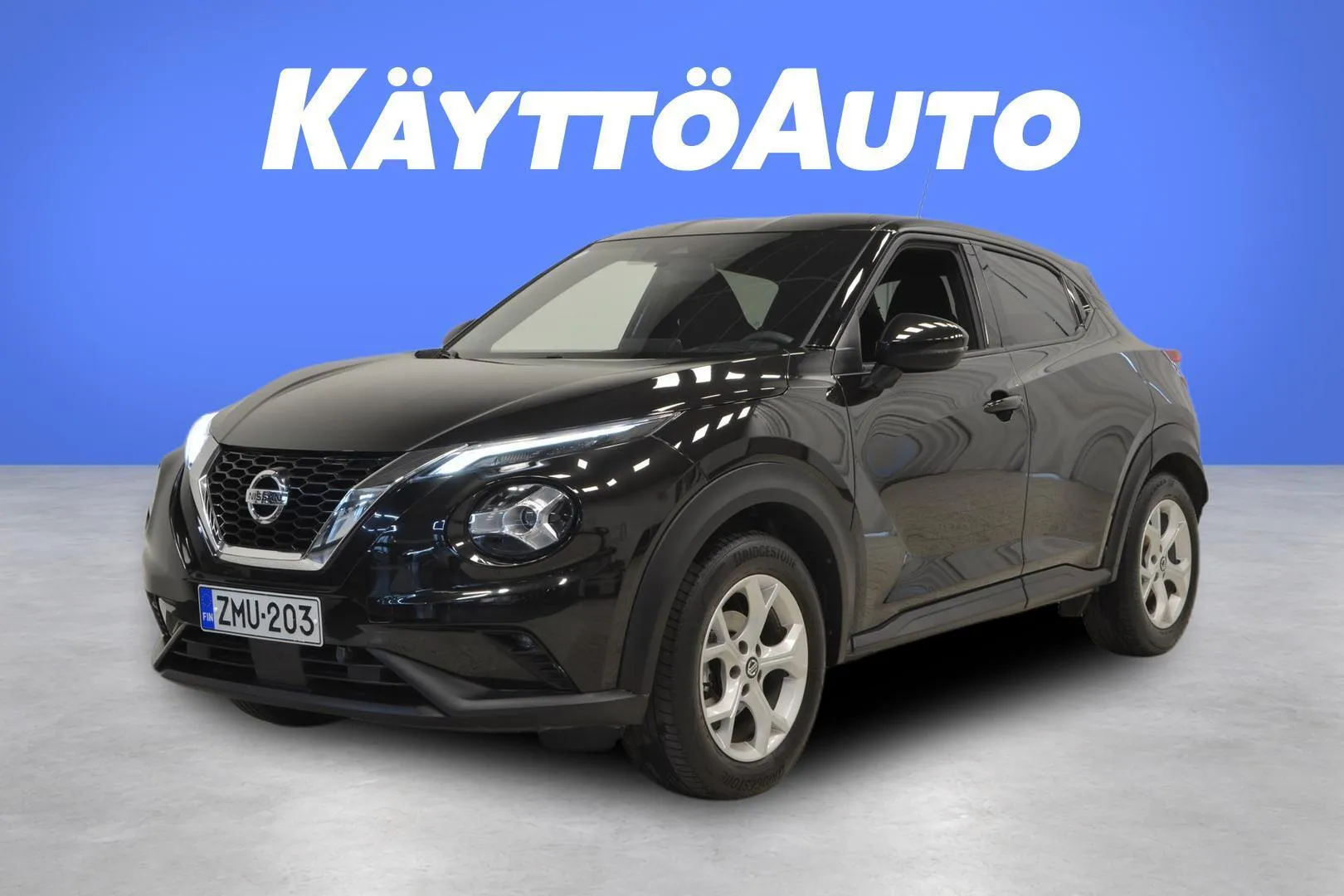 Nissan Juke ZMU-203 carousel image