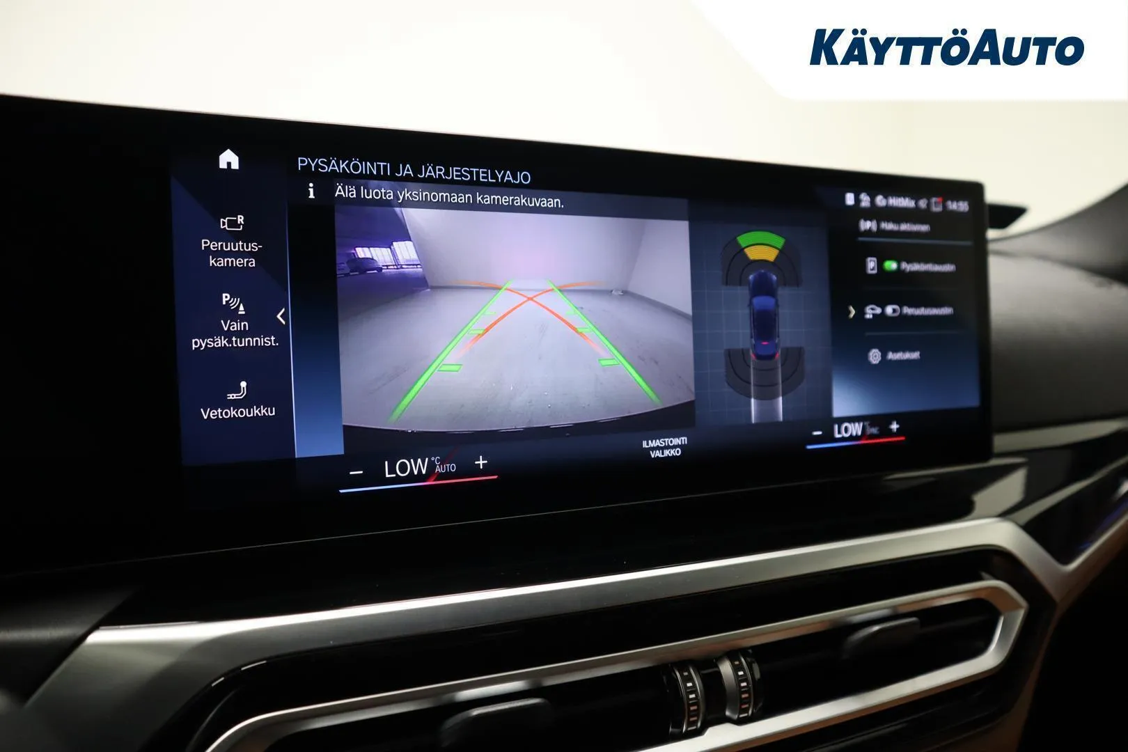 BMW i4 MON-816 carousel image