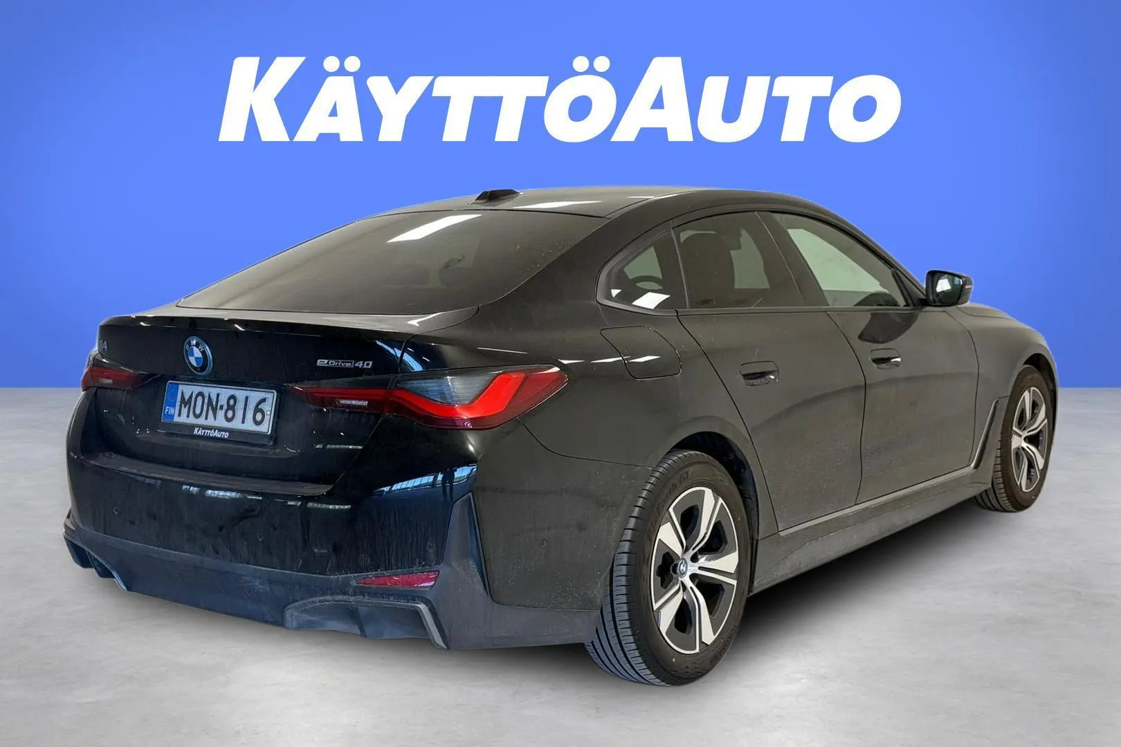BMW i4 MON-816 carousel image