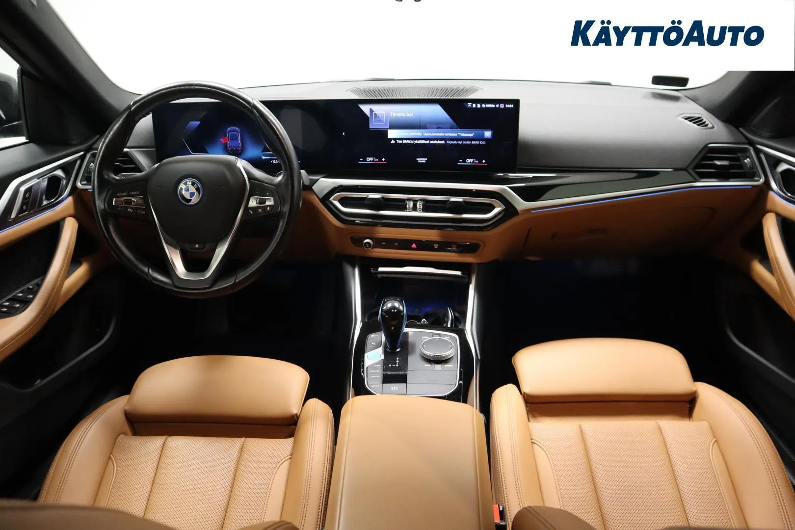 BMW i4 MON-816 carousel image