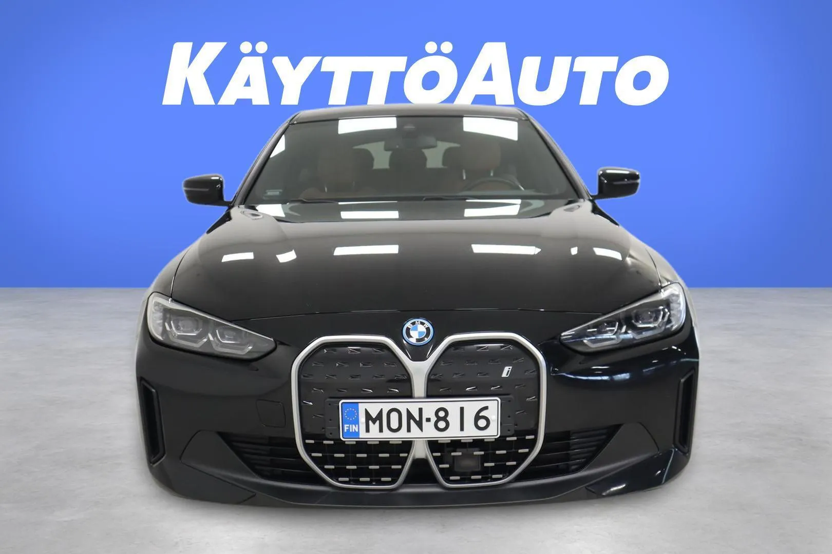 BMW i4 MON-816 carousel image