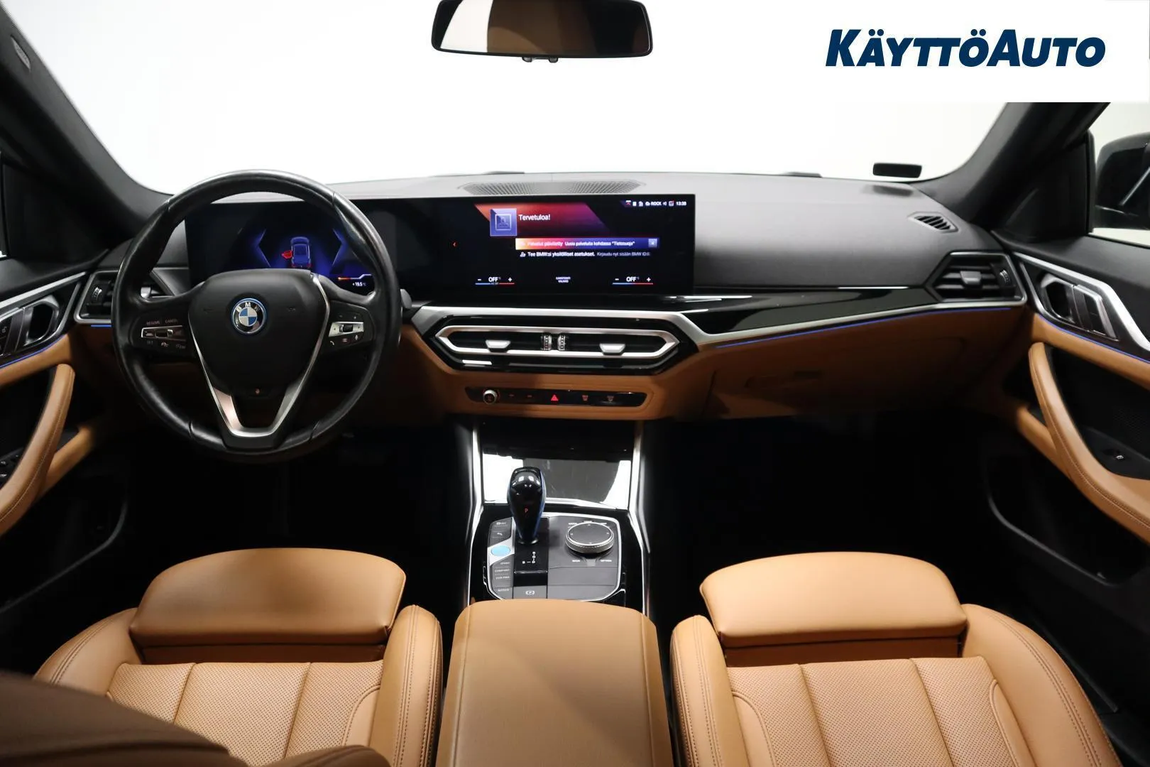 BMW i4 MON-816 carousel image