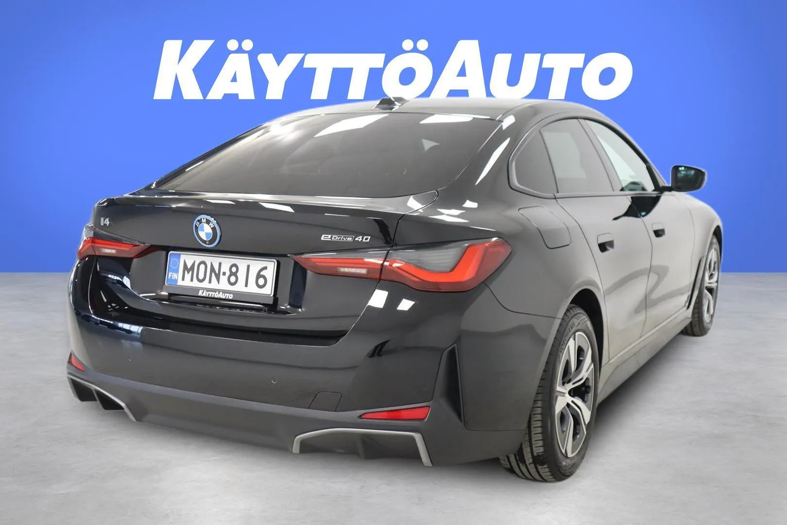BMW i4 MON-816 carousel image
