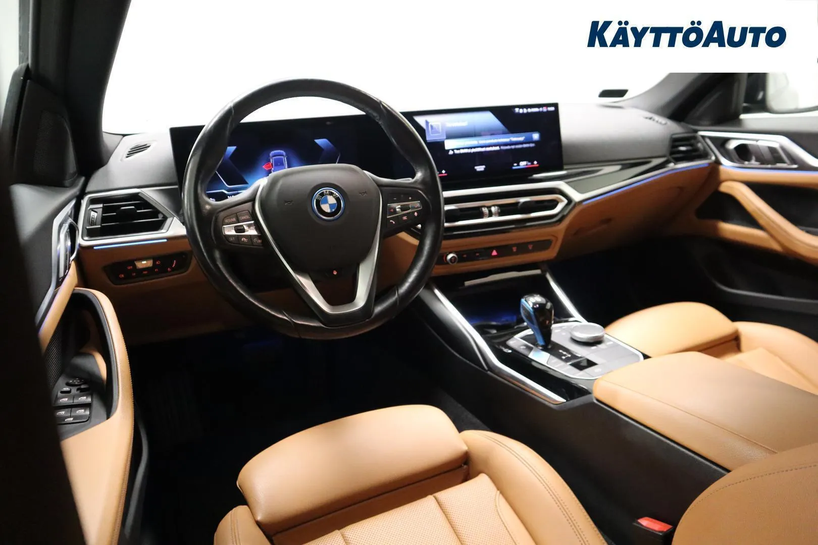 BMW i4 MON-816 carousel image
