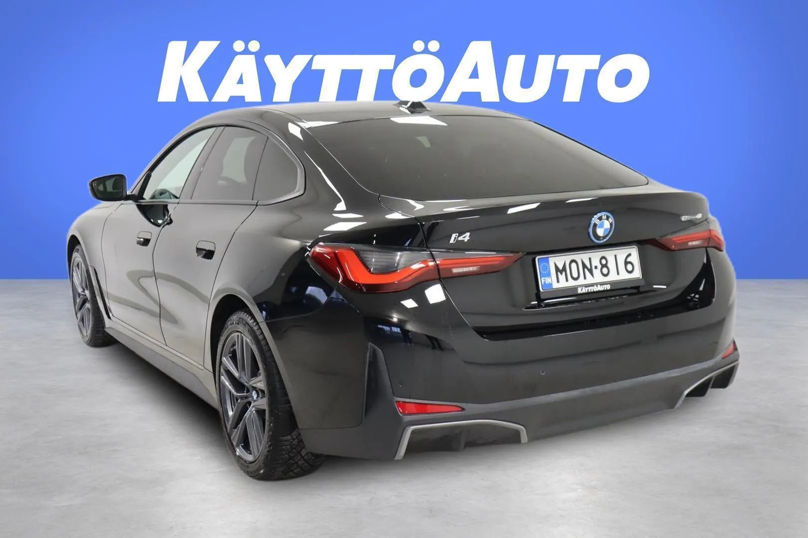 BMW i4 MON-816 carousel image