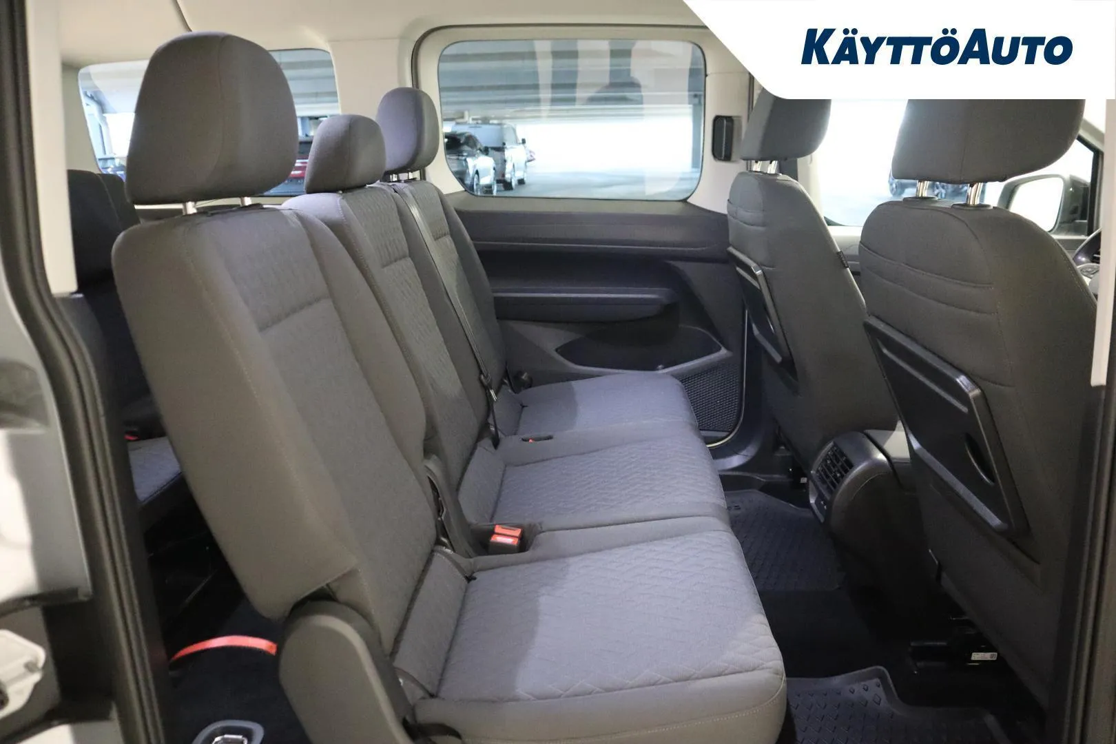 Volkswagen Caddy OZX-282 carousel image