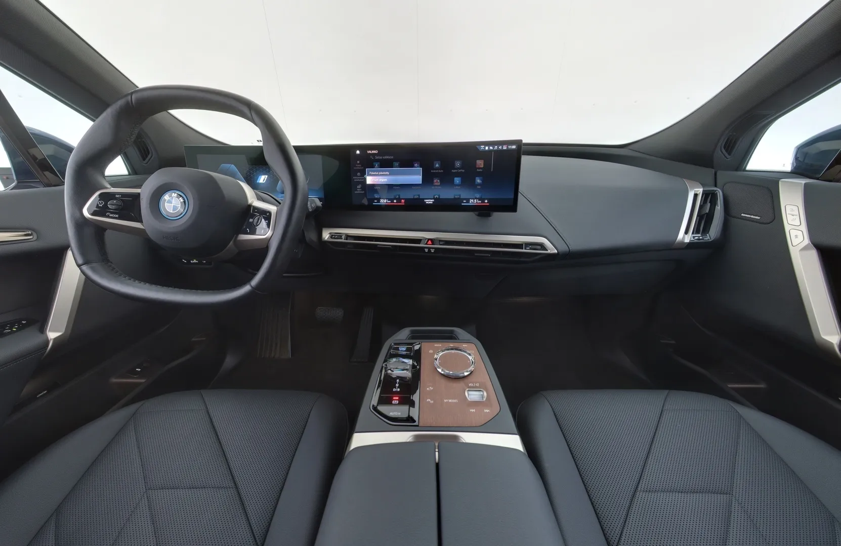 BMW iX FPB-670 carousel image