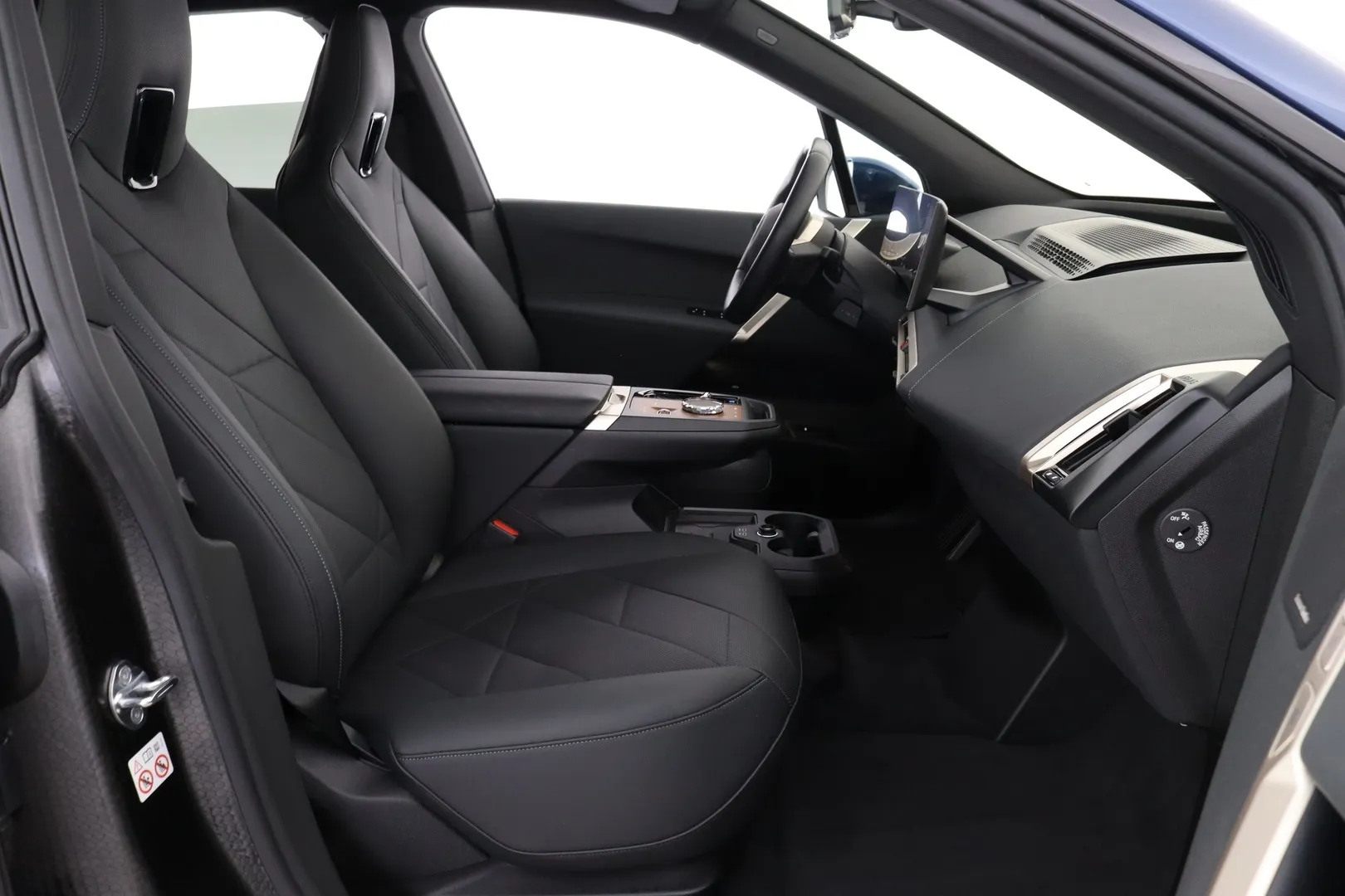 BMW iX FPB-670 carousel image