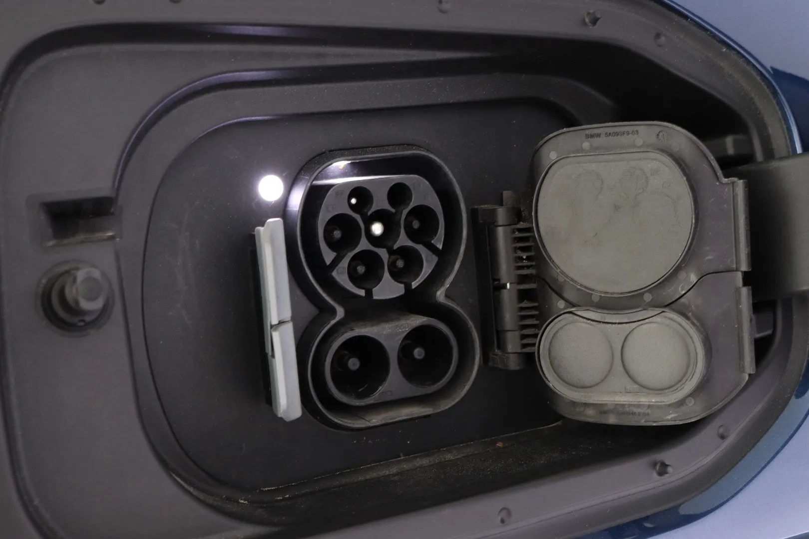 BMW iX FPB-670 carousel image