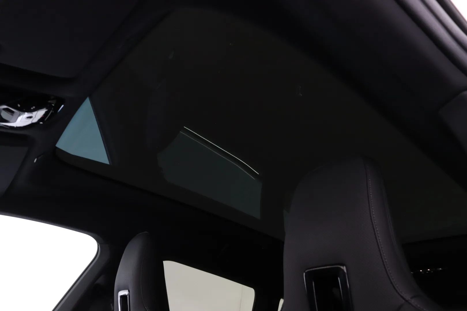 BMW iX FPB-670 carousel image