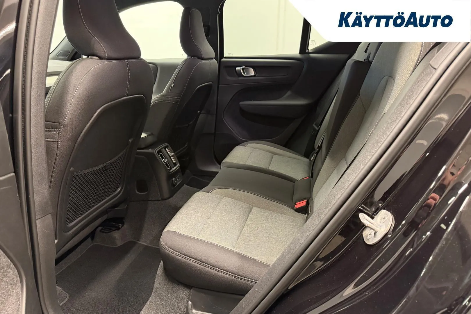 Volvo XC40 SPO-789 carousel image