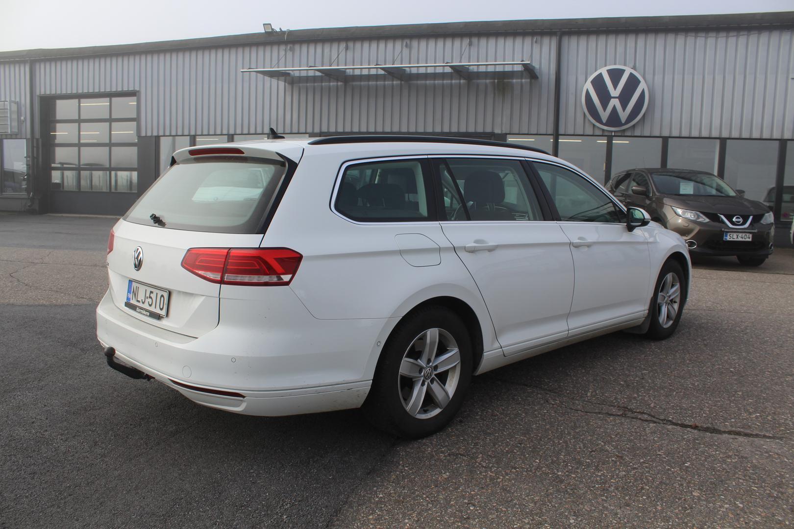 Volkswagen Passat 2019, bild 5/12