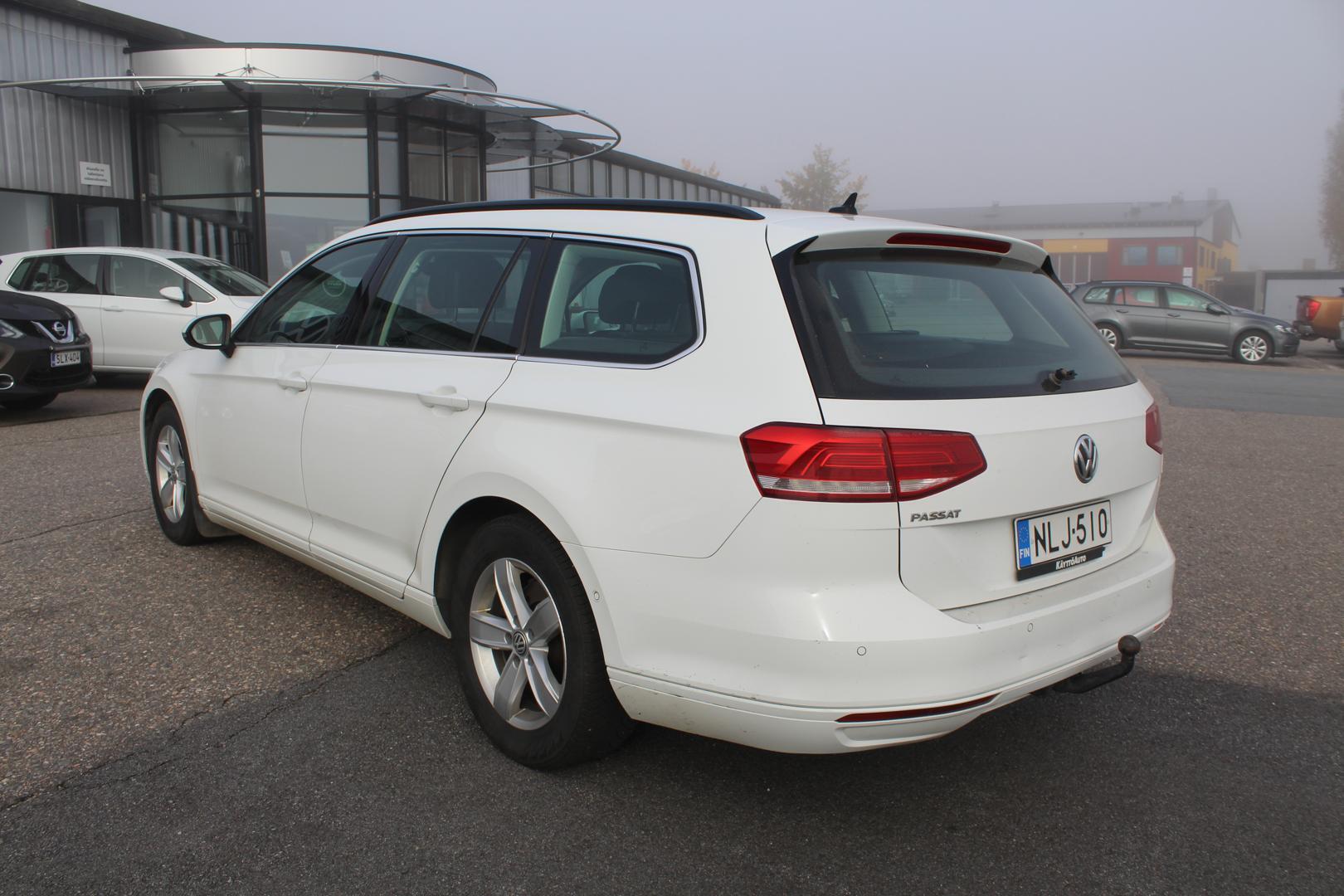 Volkswagen Passat 2019, bild 3/12