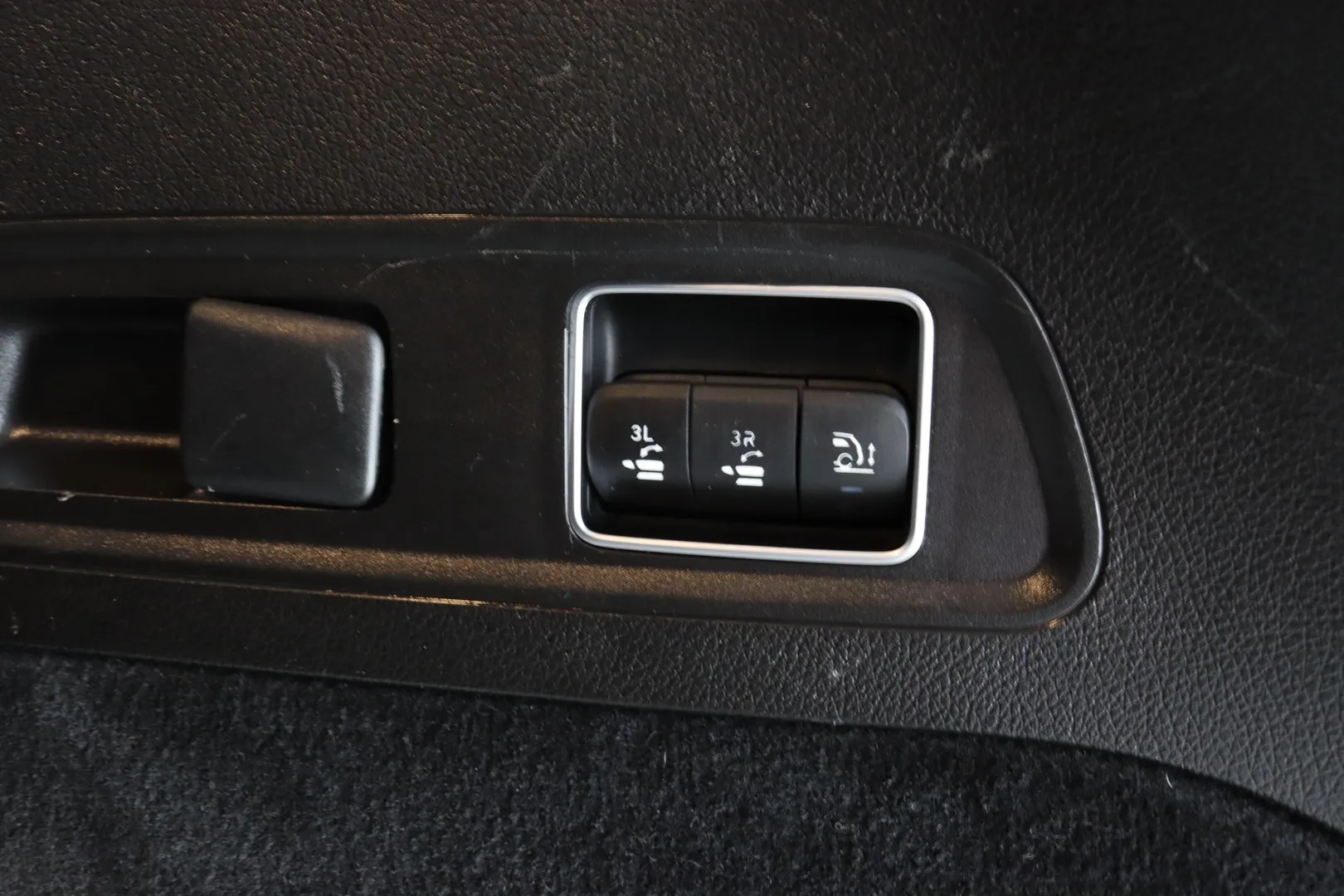 Mercedes-Benz GLS OXZ-315 carousel image