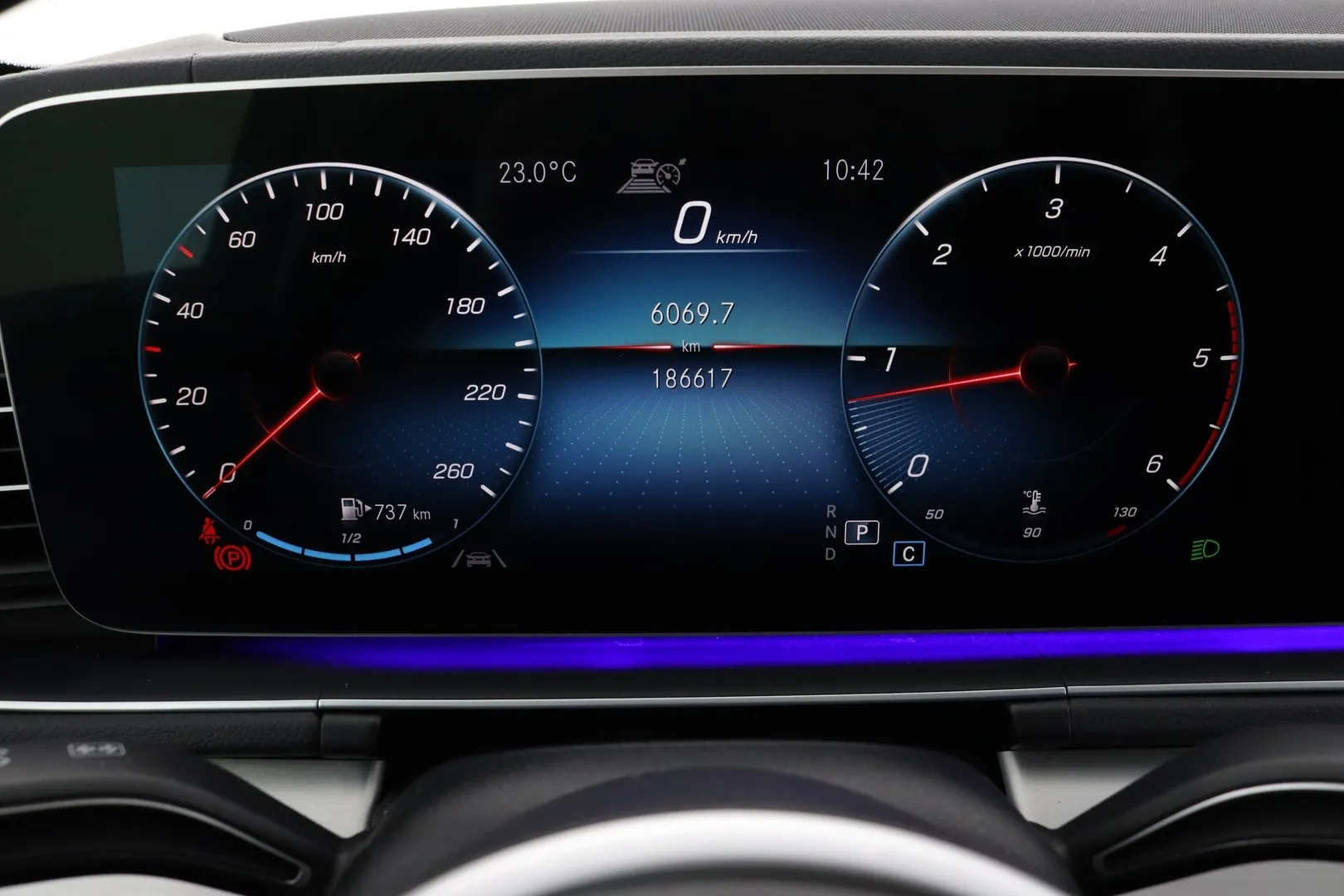 Mercedes-Benz GLS OXZ-315 carousel image