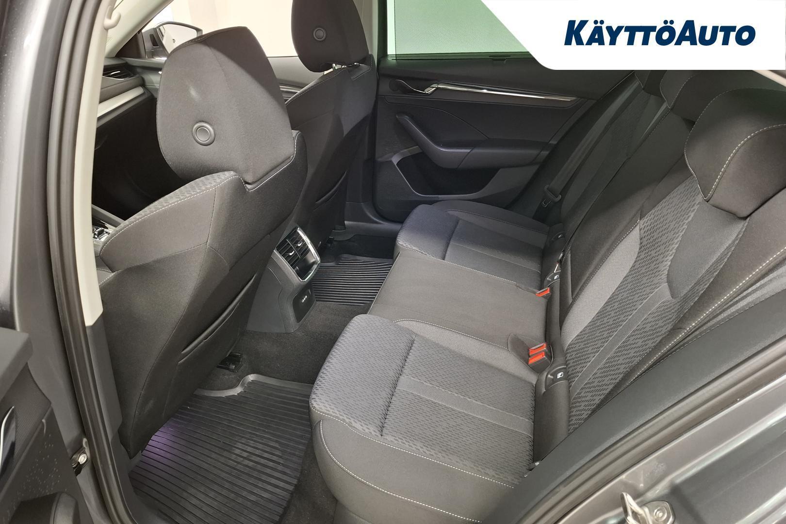 Skoda Octavia 2023, kuva 7/20