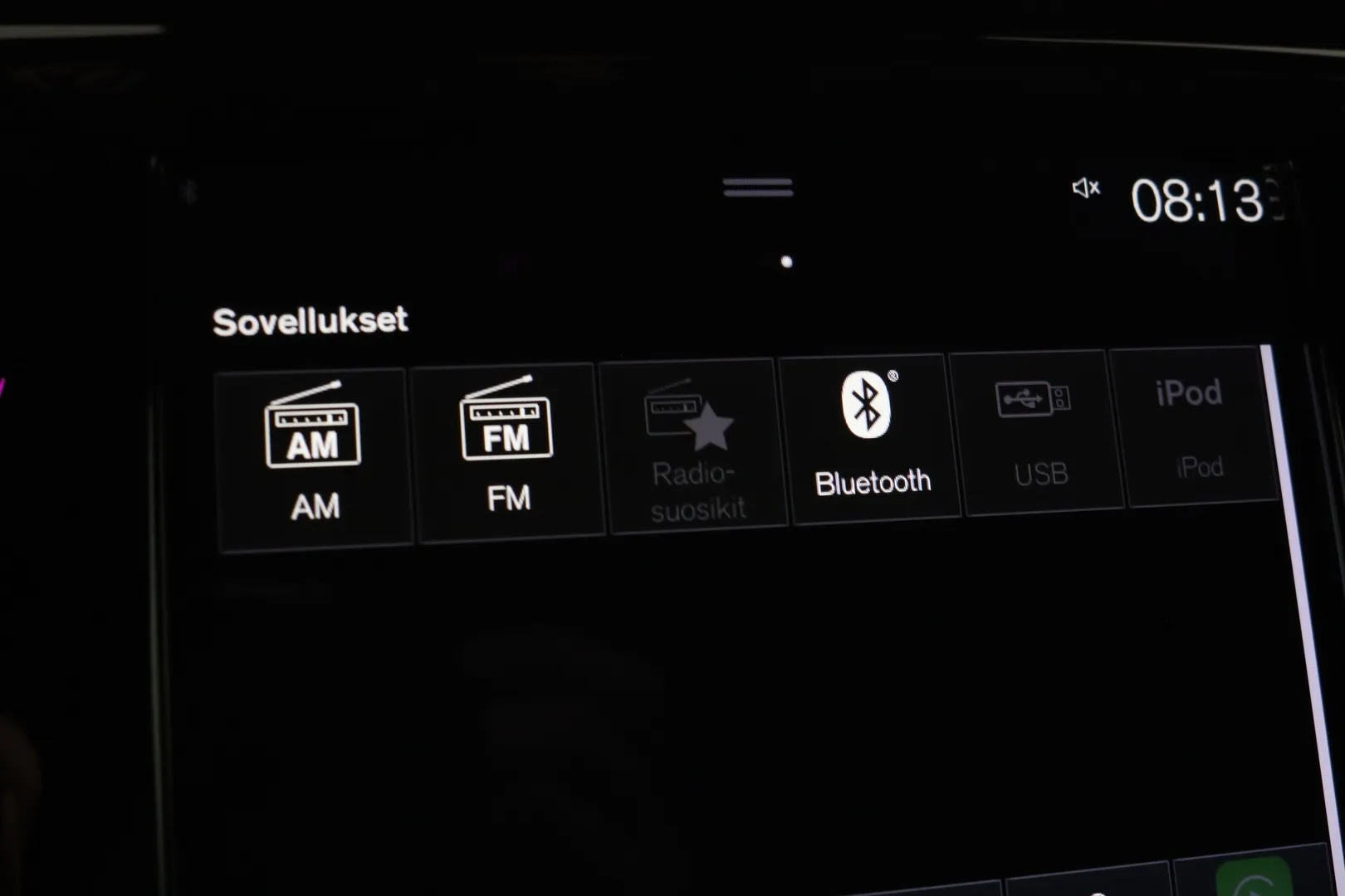 Volvo V60 OXU-881 carousel image