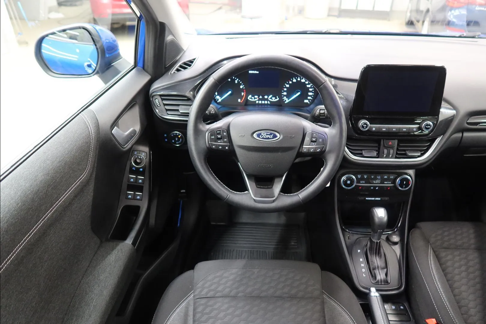 Ford Puma ZOR-827 carousel image