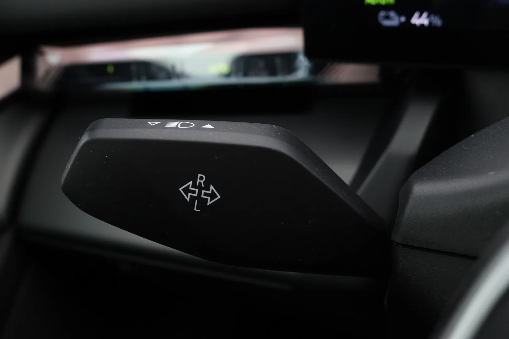 BMW i5 MPK-626 carousel image