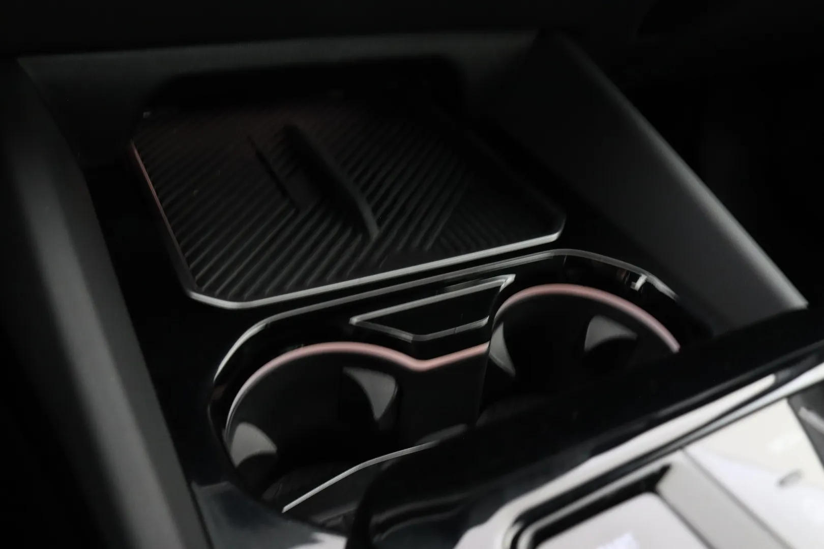 BMW i5 MPK-626 carousel image