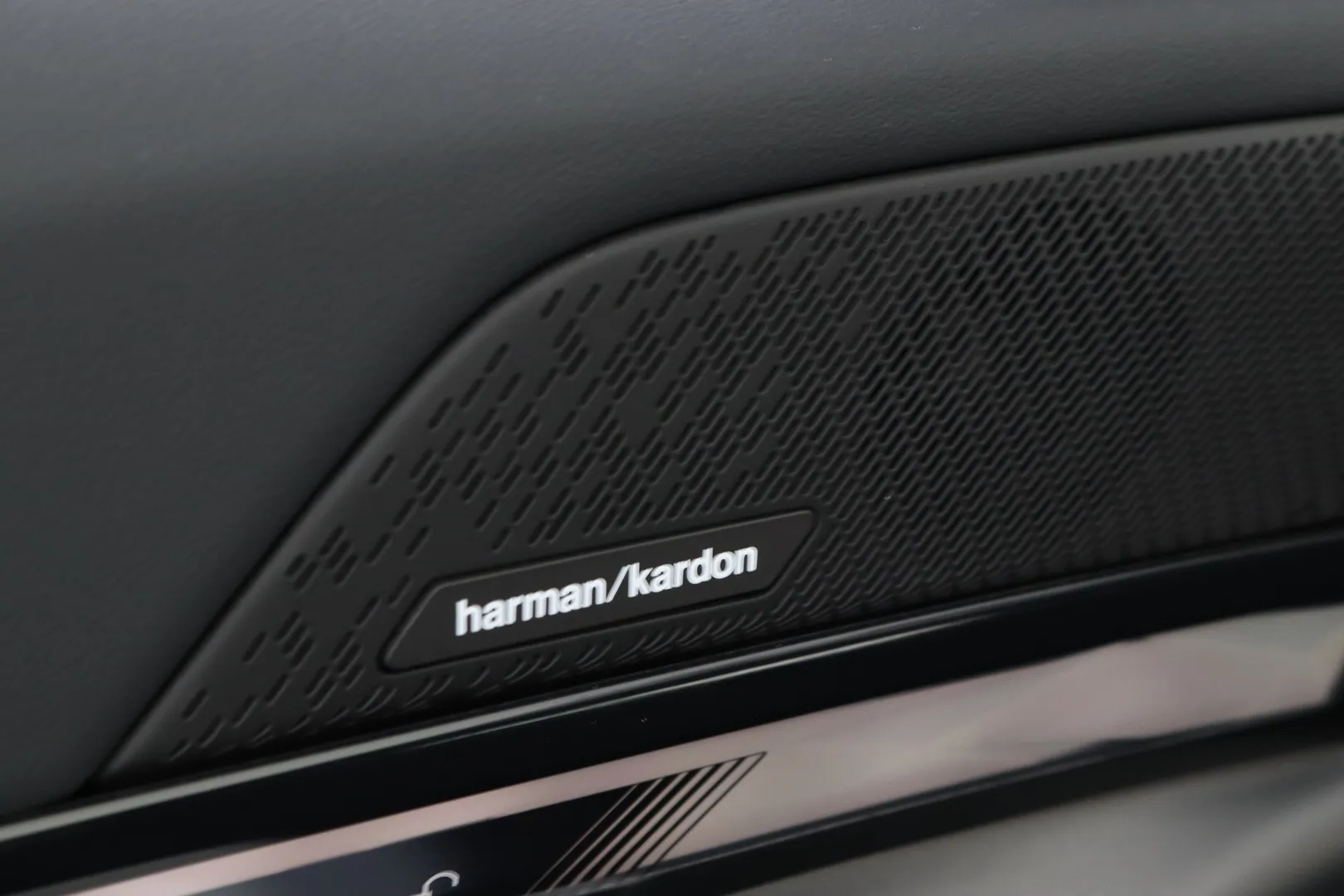 BMW i5 MPK-626 carousel image