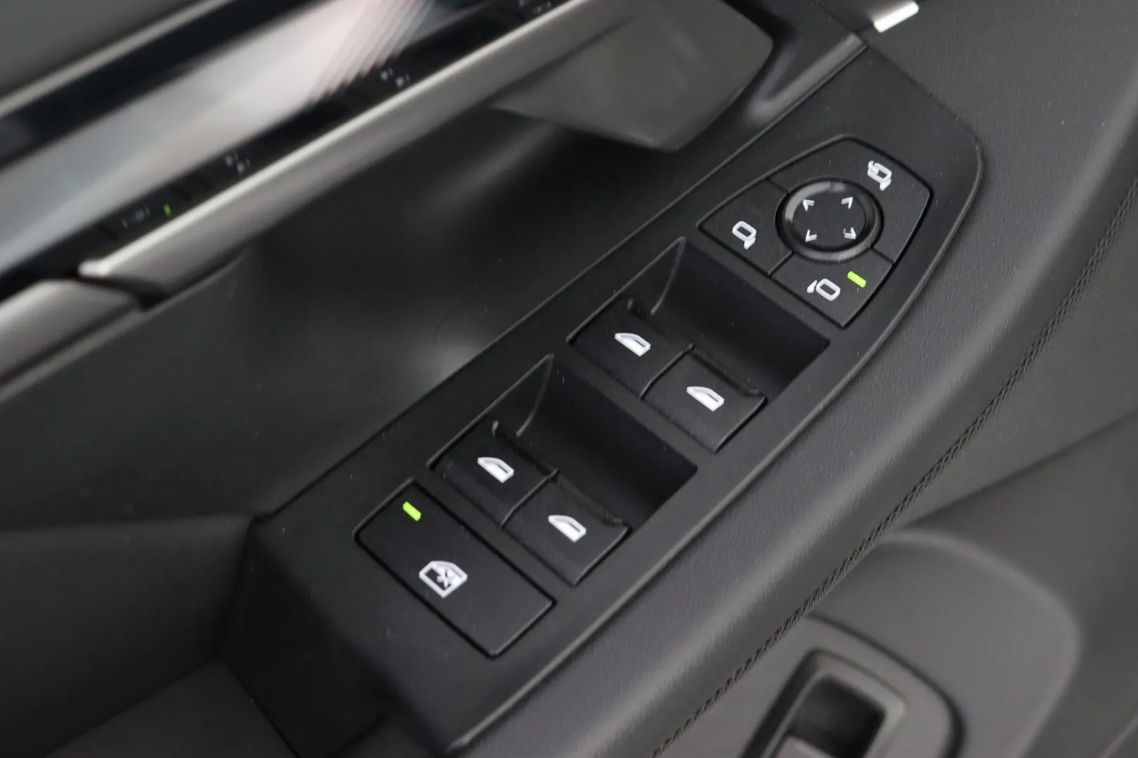 BMW i5 MPK-626 carousel image