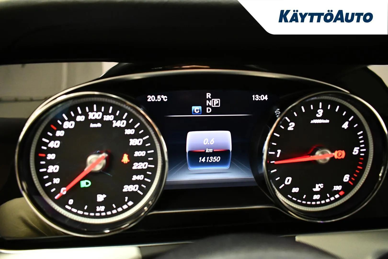 Mercedes-Benz E CLO-539 carousel image