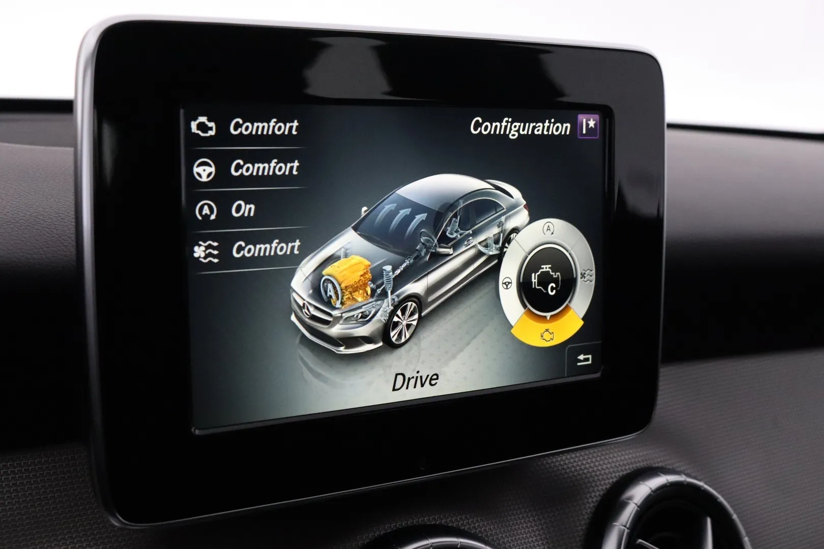 Mercedes-Benz CLA LOH-641 carousel image