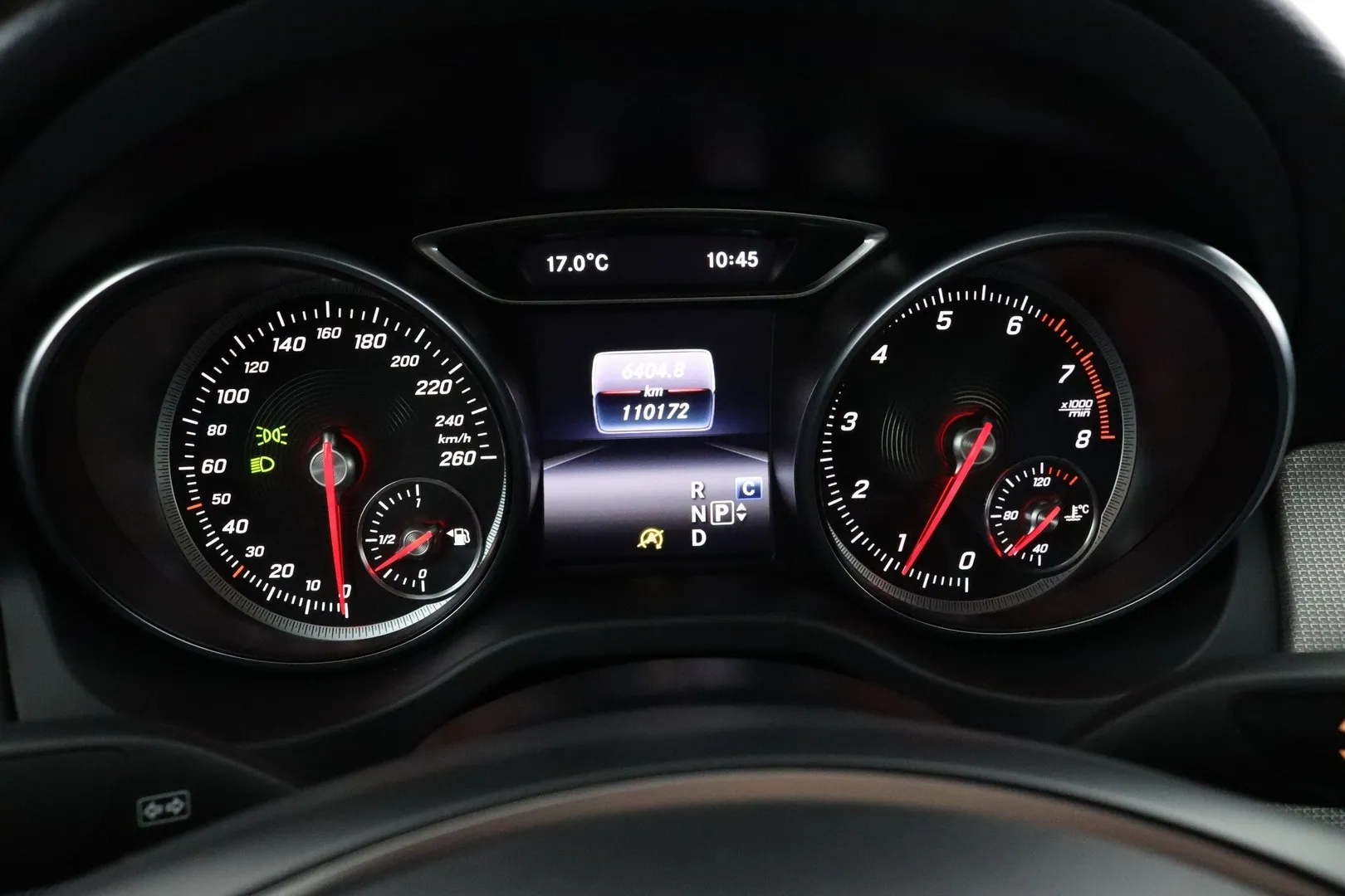 Mercedes-Benz CLA LOH-641 carousel image