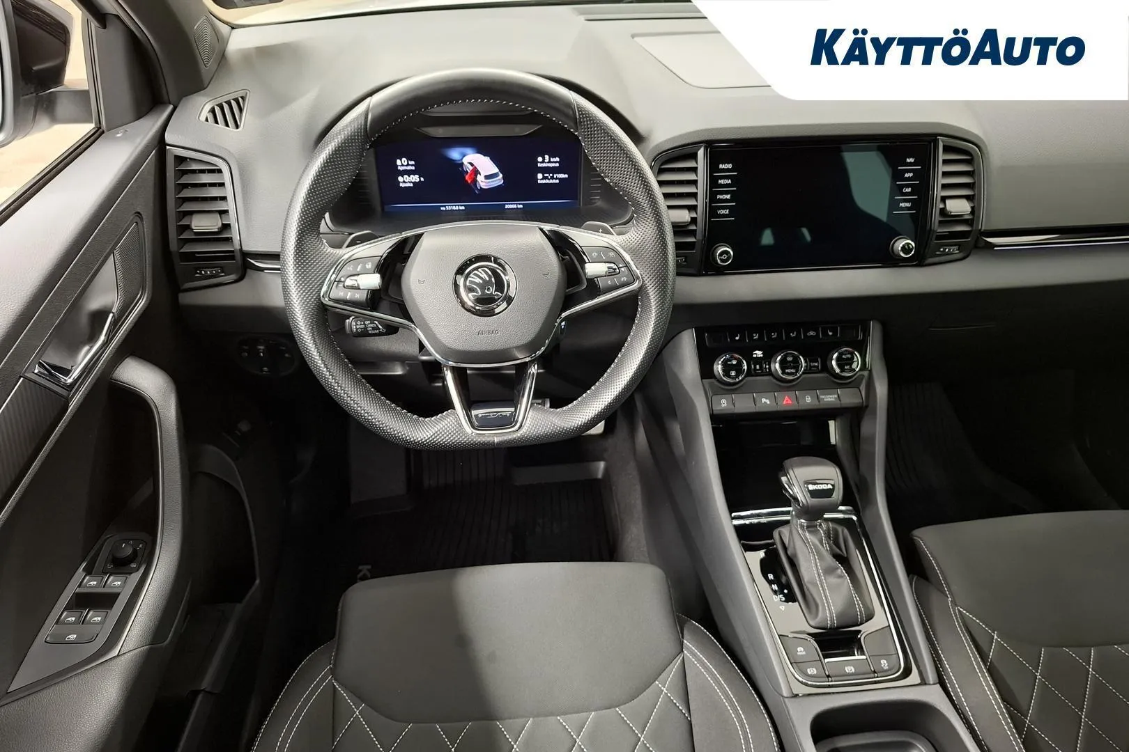 Skoda Karoq RUZ-364 carousel image