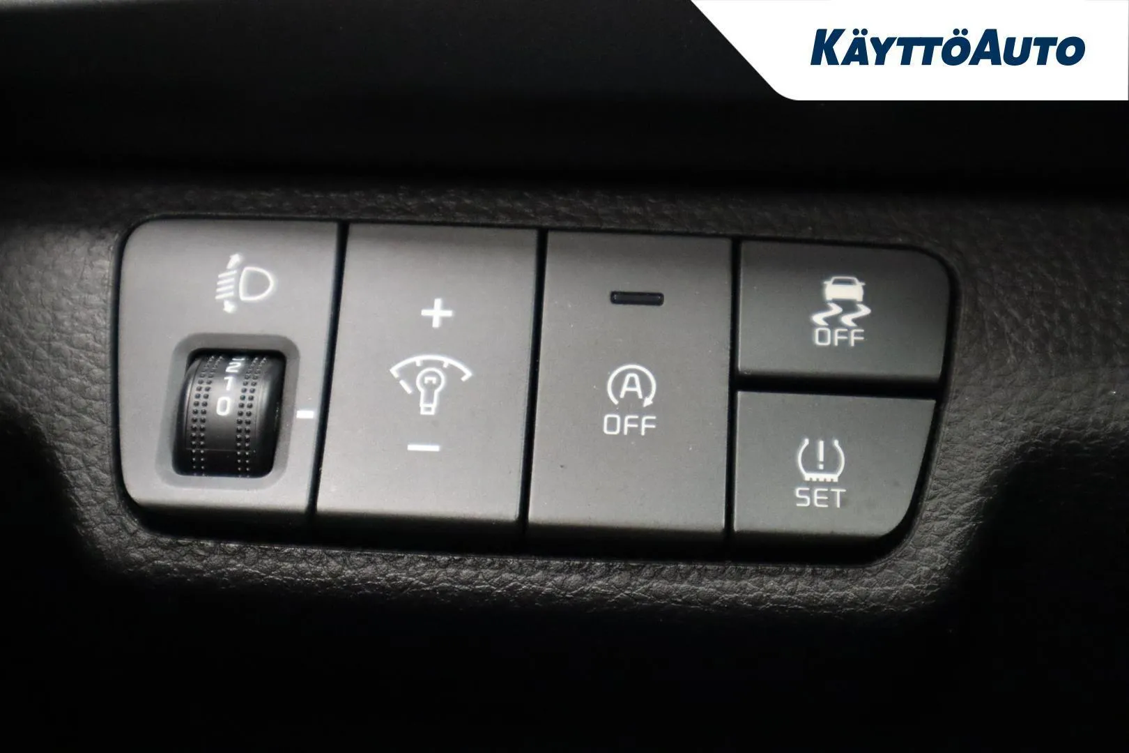 Kia Rio IYY-678 carousel image