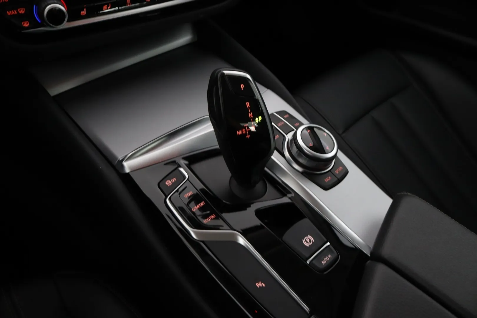 BMW 520 LOK-309 carousel image