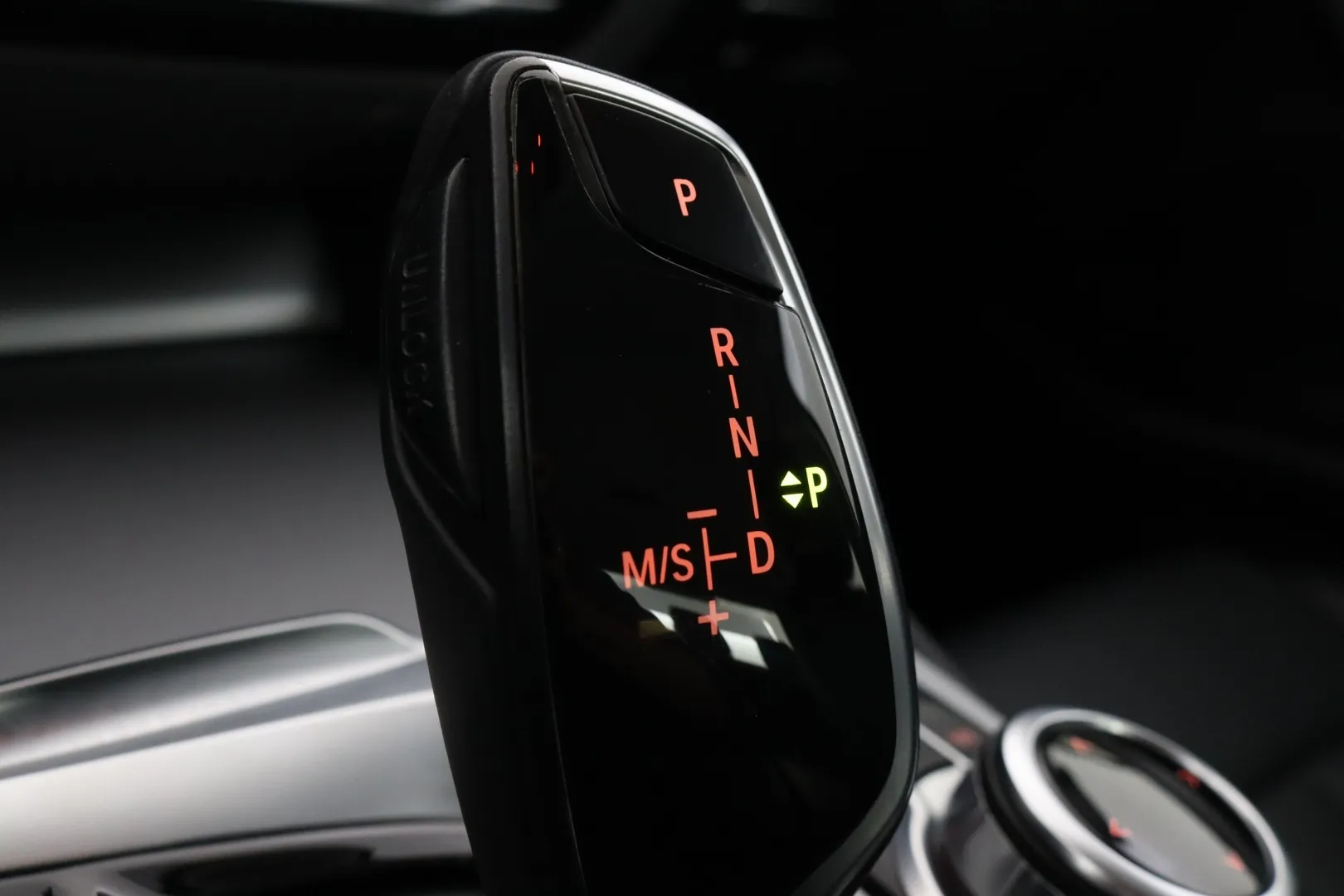 BMW 520 LOK-309 carousel image