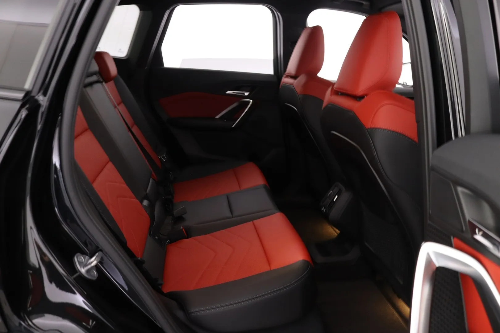 BMW X1 RVX-118 carousel image