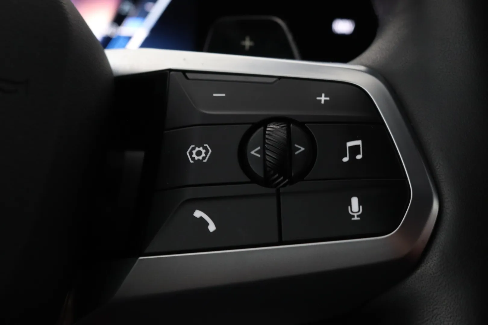 BMW X1 RVX-118 carousel image