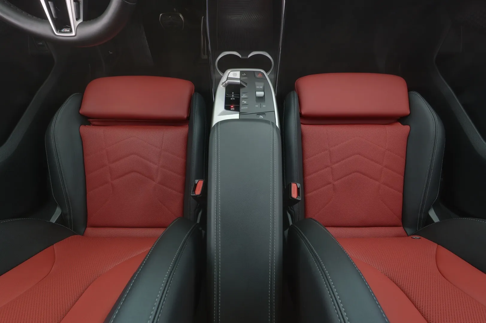 BMW X1 RVX-118 carousel image