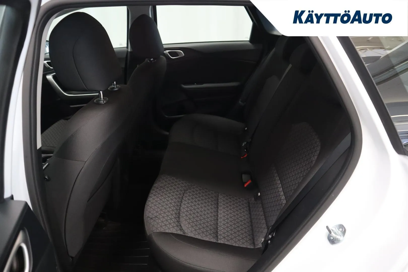 Kia Ceed MPK-538 carousel image