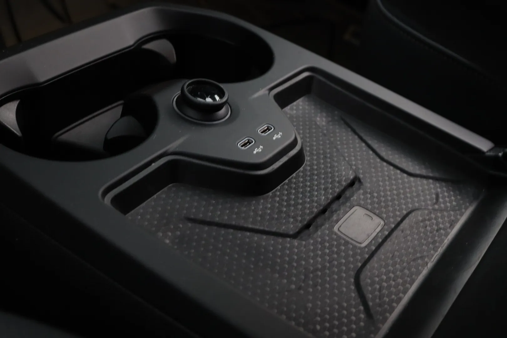 BMW iX NNM-583 carousel image