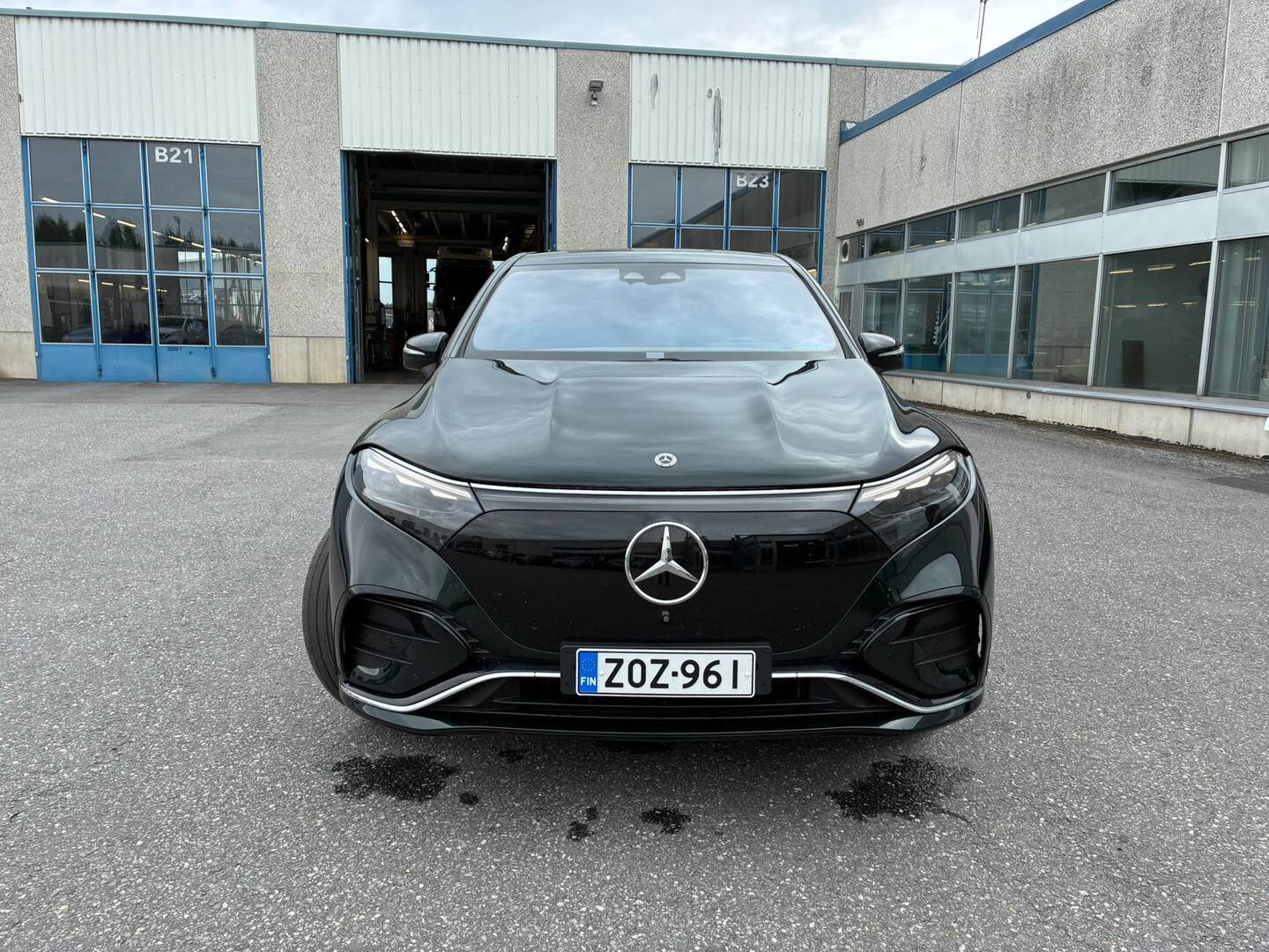 Mercedes-Benz EQS SUV 450 4MATIC SUV 2023, photo 6/13