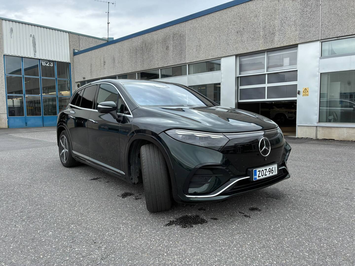 Mercedes-Benz EQS SUV 450 4MATIC SUV 2023, photo 5/13